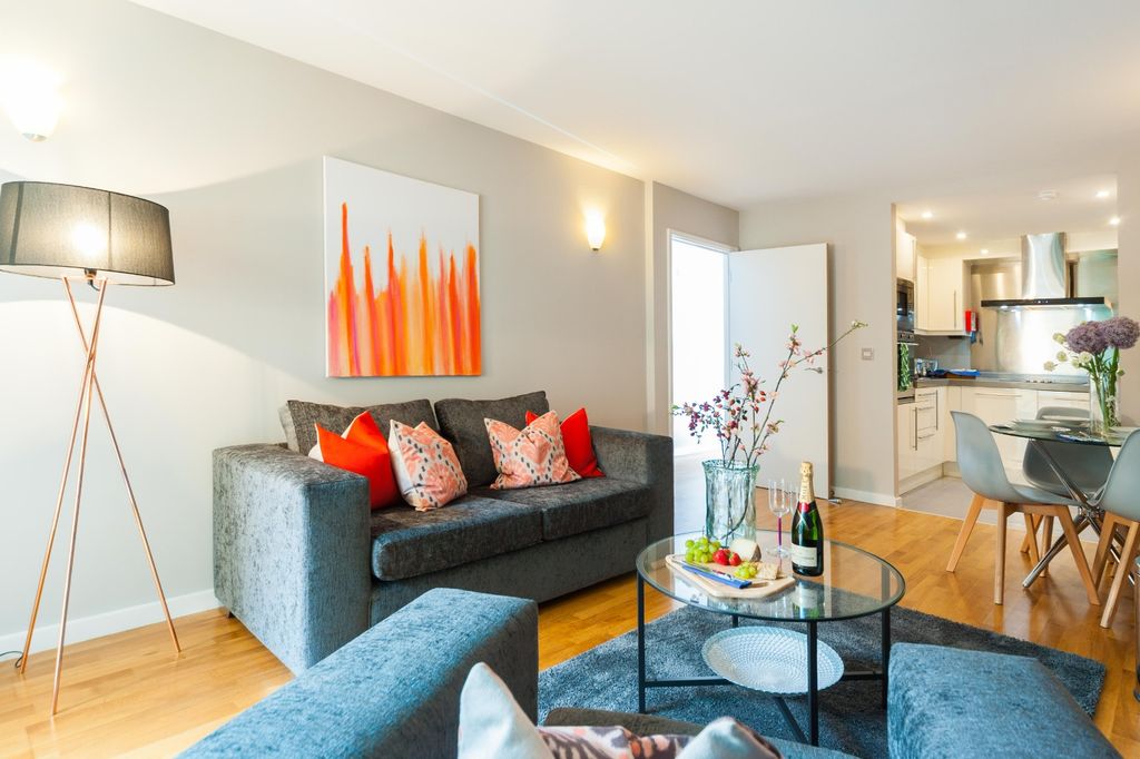 Property photo 3 of 10 2393714