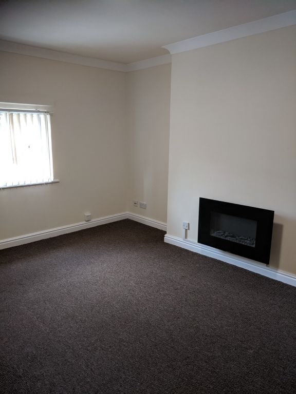 Property photo 3 of 8 Living Room