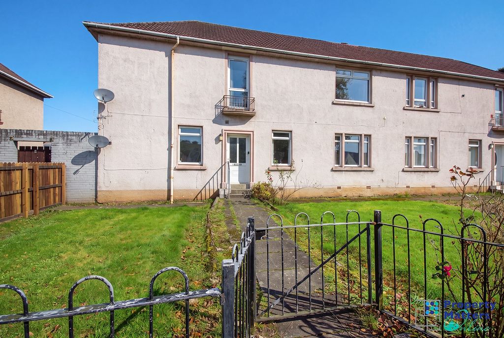 Property photo 1 of 15 4 Bedroom Ground Floor Flat