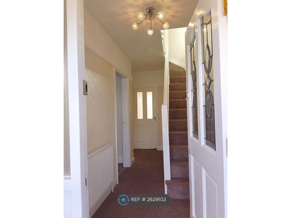 Property photo 3 of 27