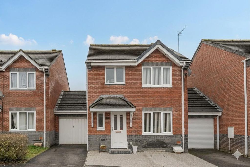 Property photo 1 of 20 Gemini_Generated_Image_Fslirufslirufsli.Jpg