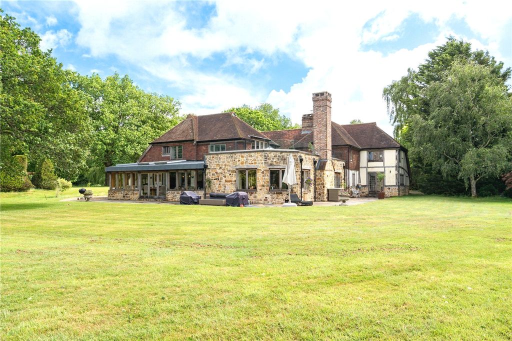 Property photo 2 of 51 Picture No. 12