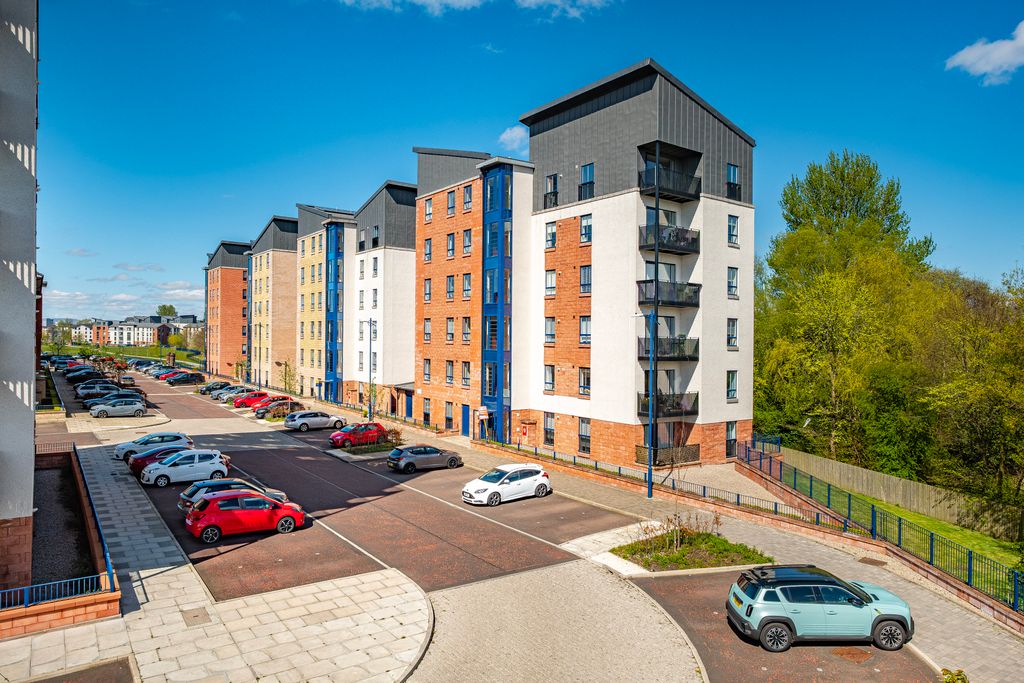 Property photo 1 of 38