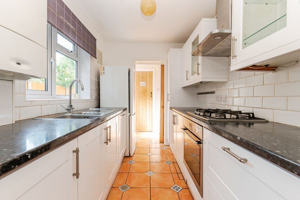 Property photo 2 of 11 Photo