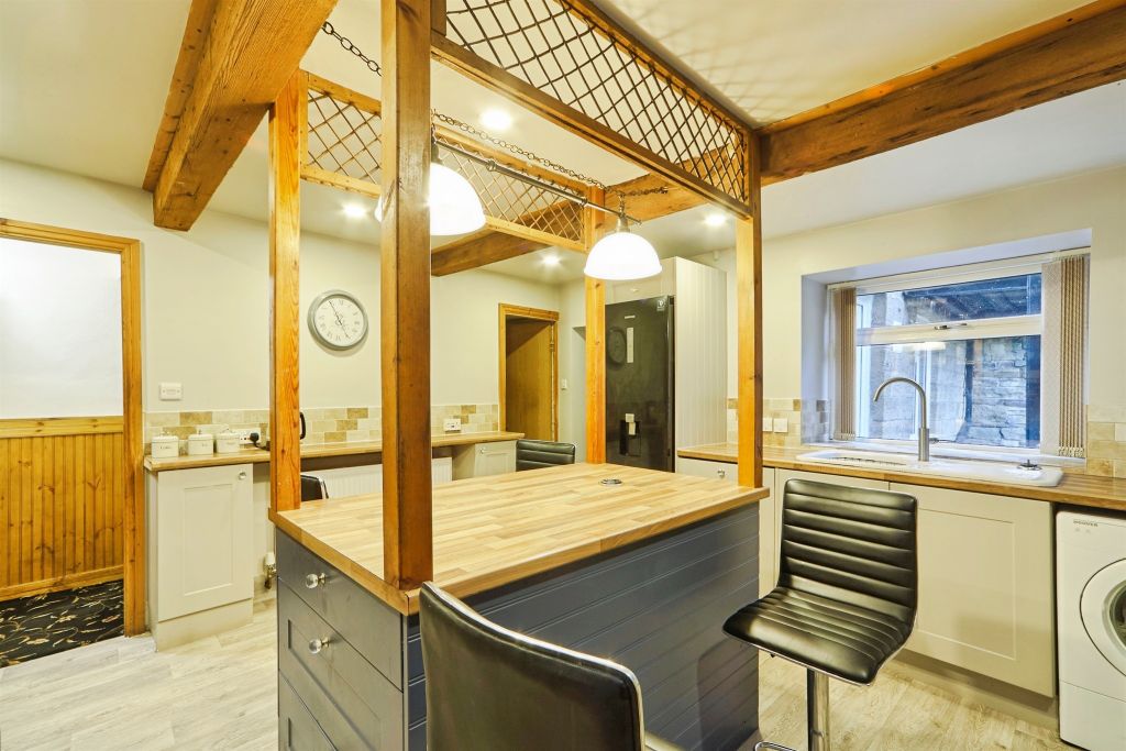 Additional image 11 of 3 bed detached house for saleHigh Spring Gardens Lane, Keighley BD20