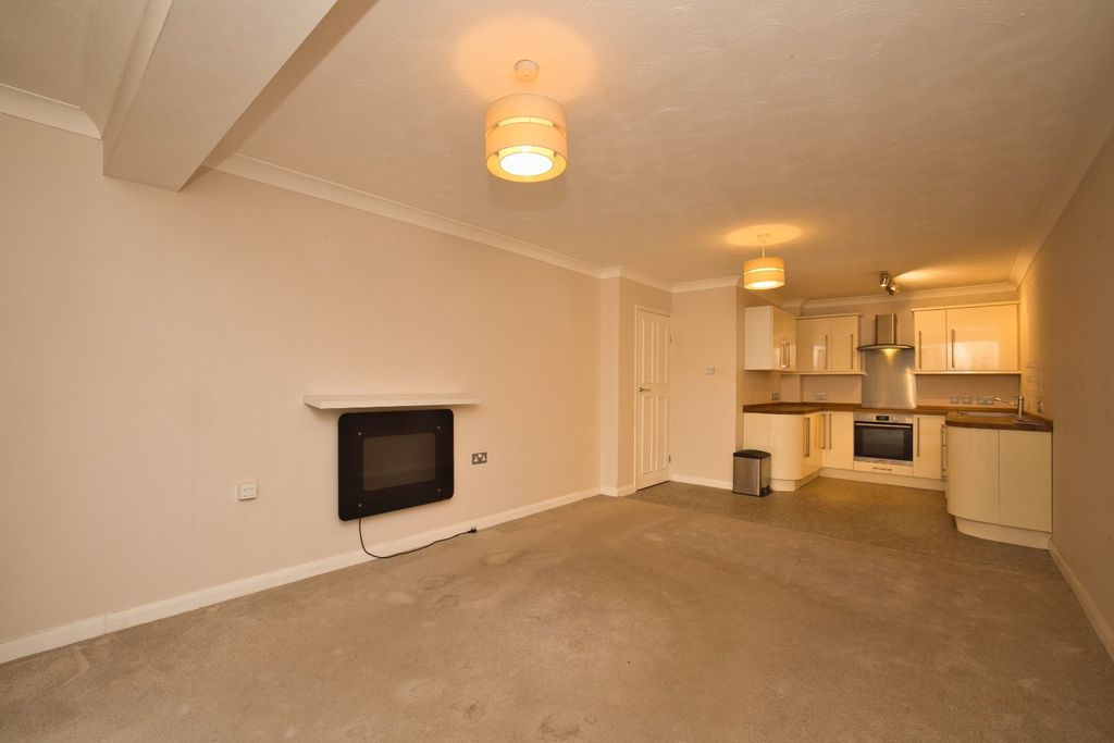 Property photo 2 of 11 Picture 2