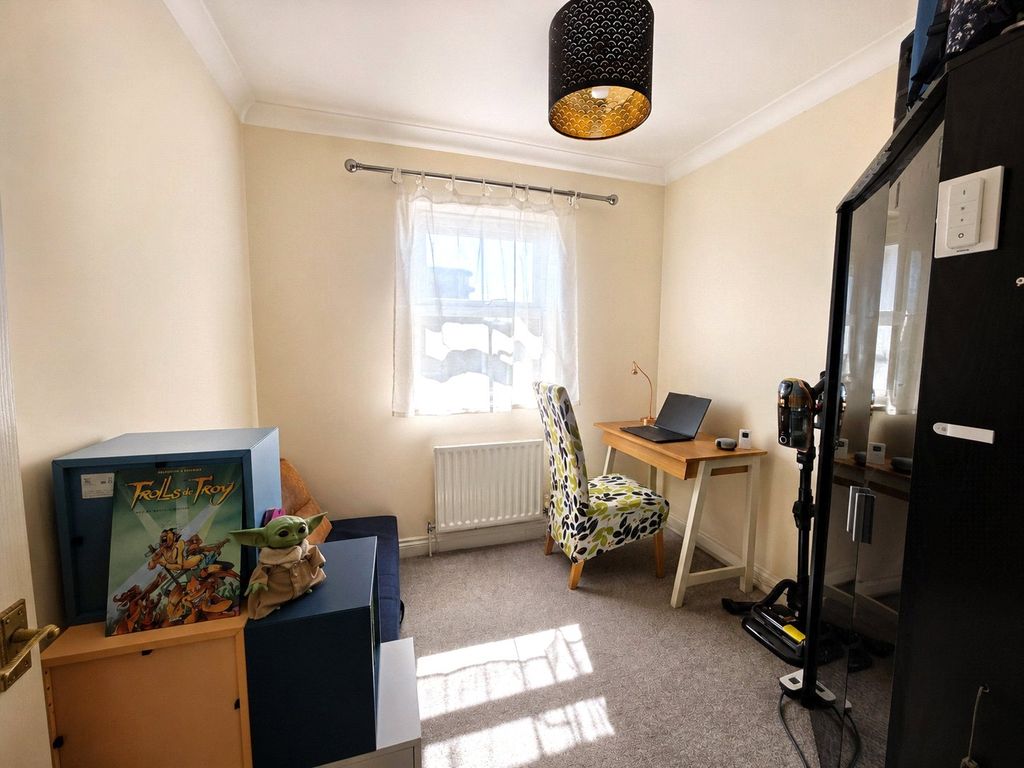 Property photo 3 of 7 Picture No. 13
