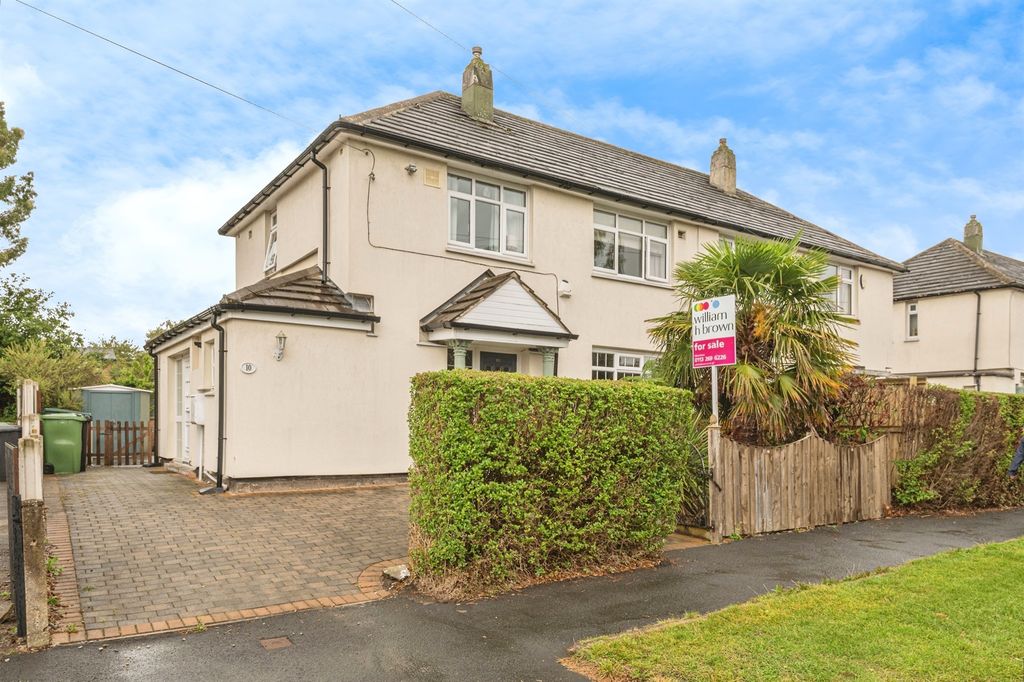 Property photo 1 of 17