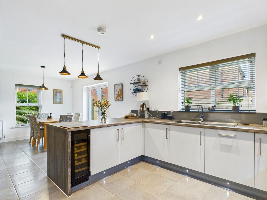 Property photo 2 of 37 Kitchen