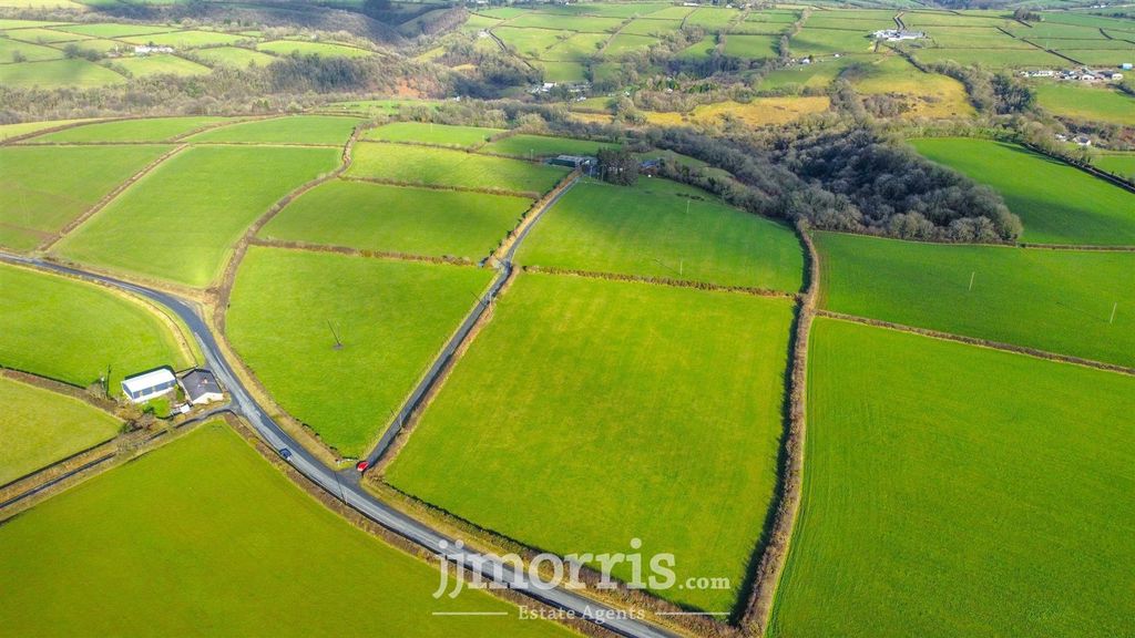 Property photo 2 of 139 Df8Fc886-3A7A-4C12-B877-Eb046848B949.Jpeg