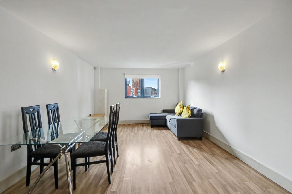Property photo 1 of 15 Img_2134