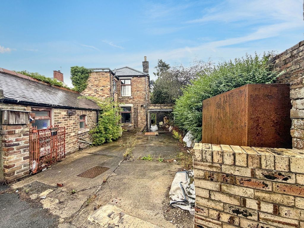 Property photo 1 of 20