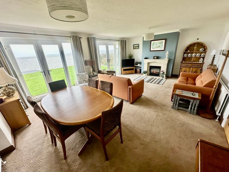 Property photo 3 of 42 Photo 47