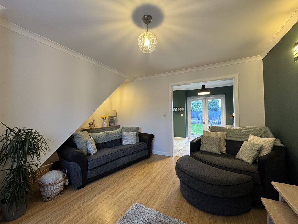 Property photo 2 of 26 Living Room