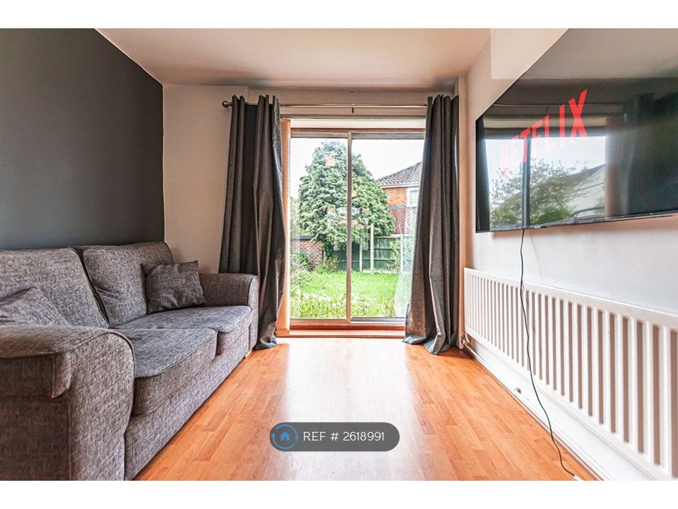 Property photo 2 of 15