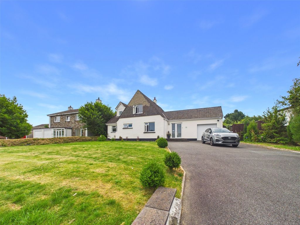 Property photo 1 of 17 Picture No. 02