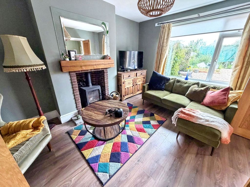 Property photo 2 of 13
