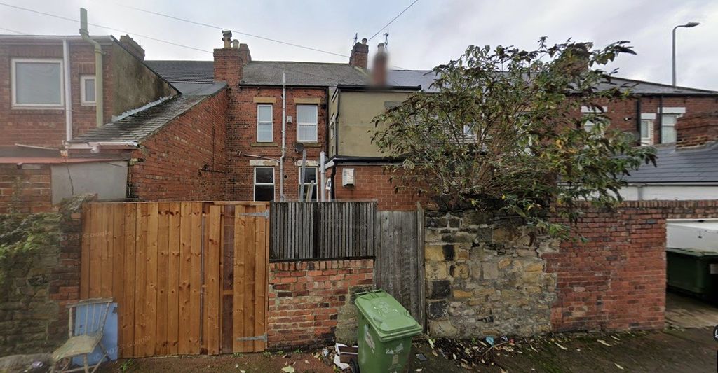 Additional image 4 of 8 bed flat for saleNoble Terrace, Gateshead NE10