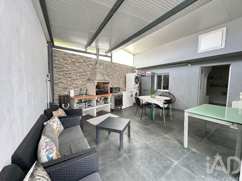 Property photo 3 of 29