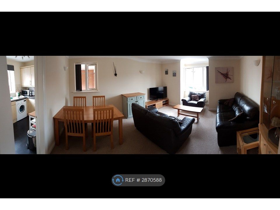 Property photo 3 of 8 Living Room