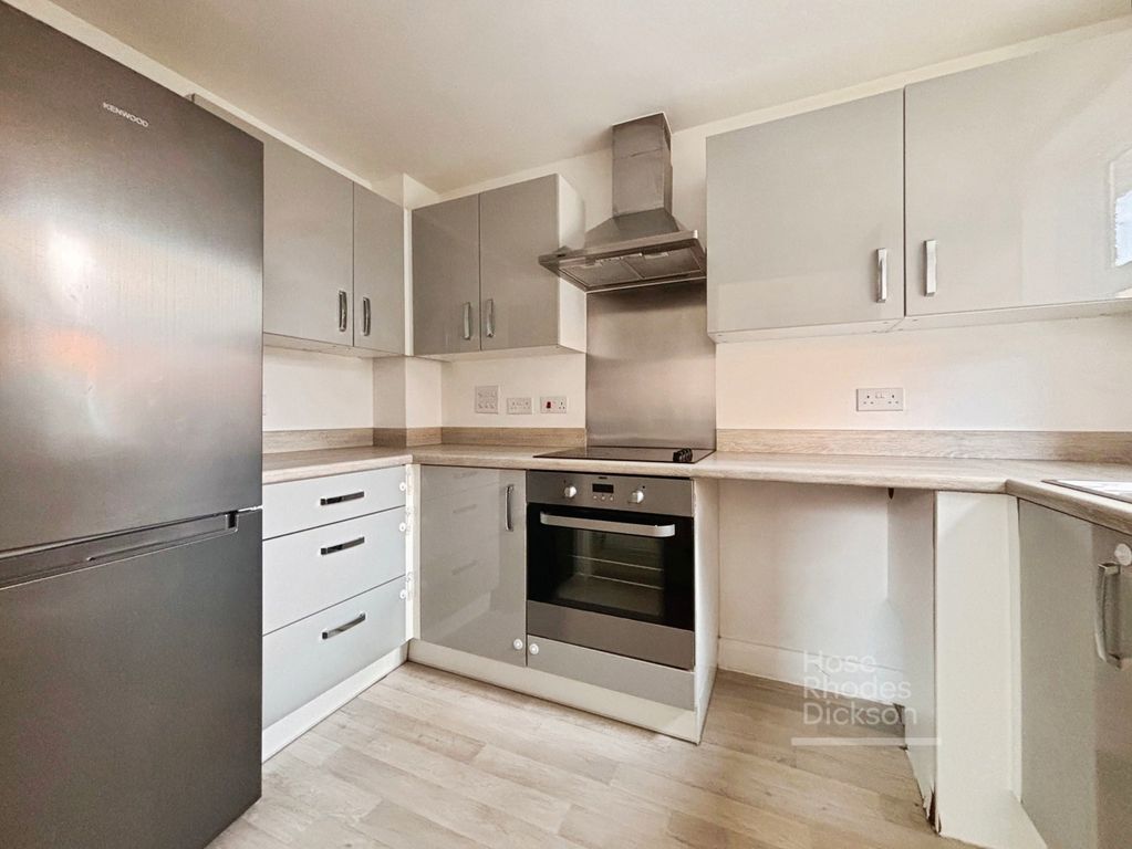 Property photo 2 of 13 Kitchen