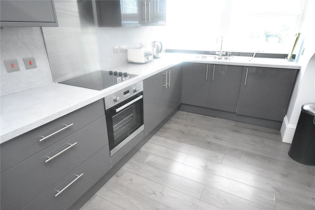 Property photo 3 of 9 Photo 3