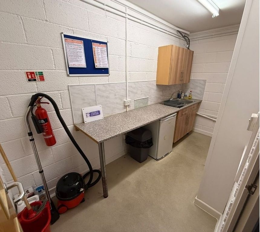 Property photo 3 of 10