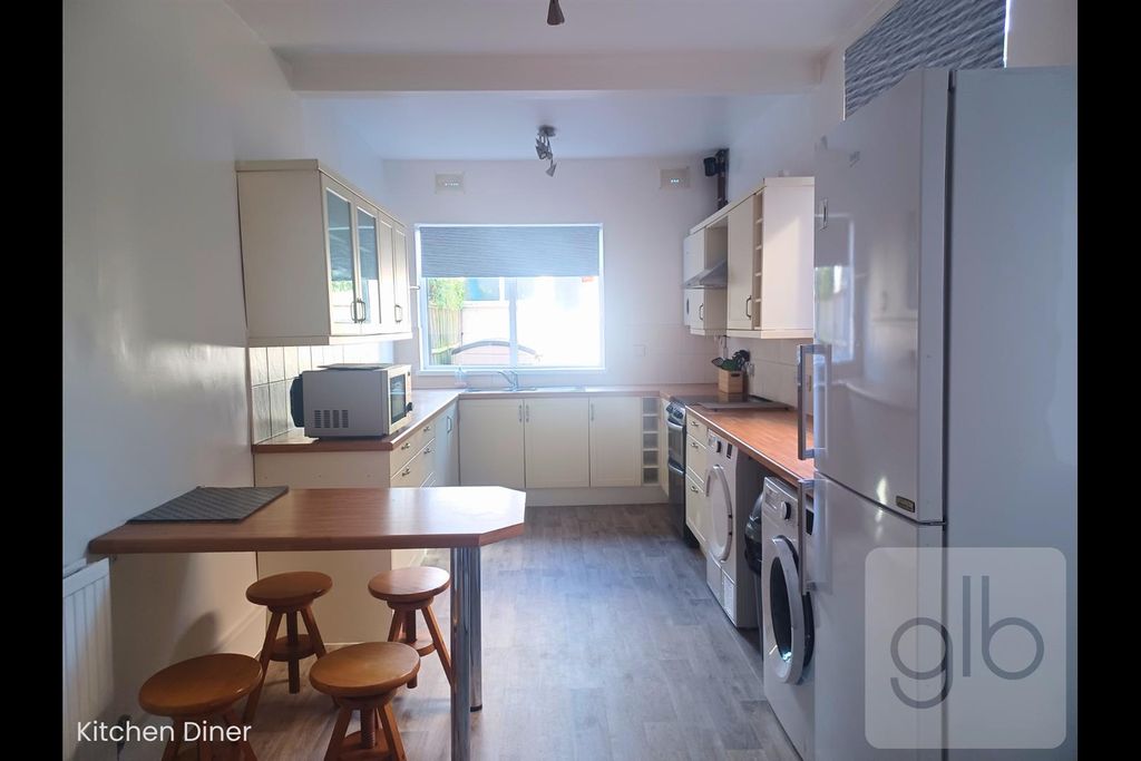 Property photo 1 of 21 1.Png
