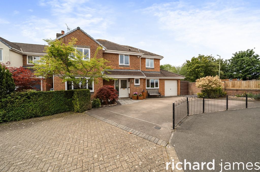 Property photo 1 of 24 3B5905c3F2B3442E86401c9576dcc66d