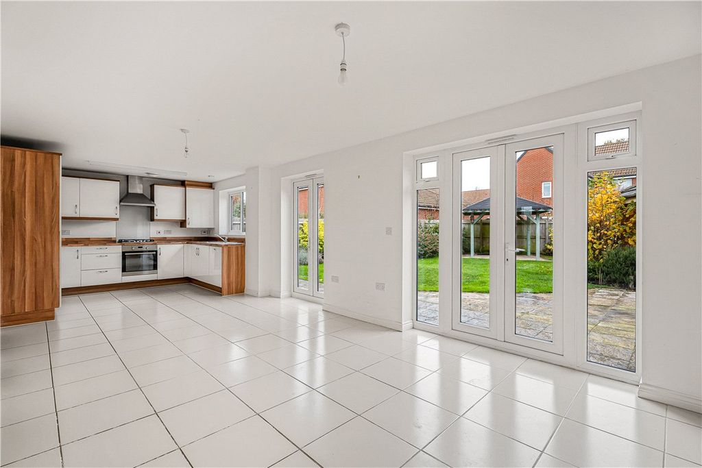 Property photo 2 of 25 Picture No. 02