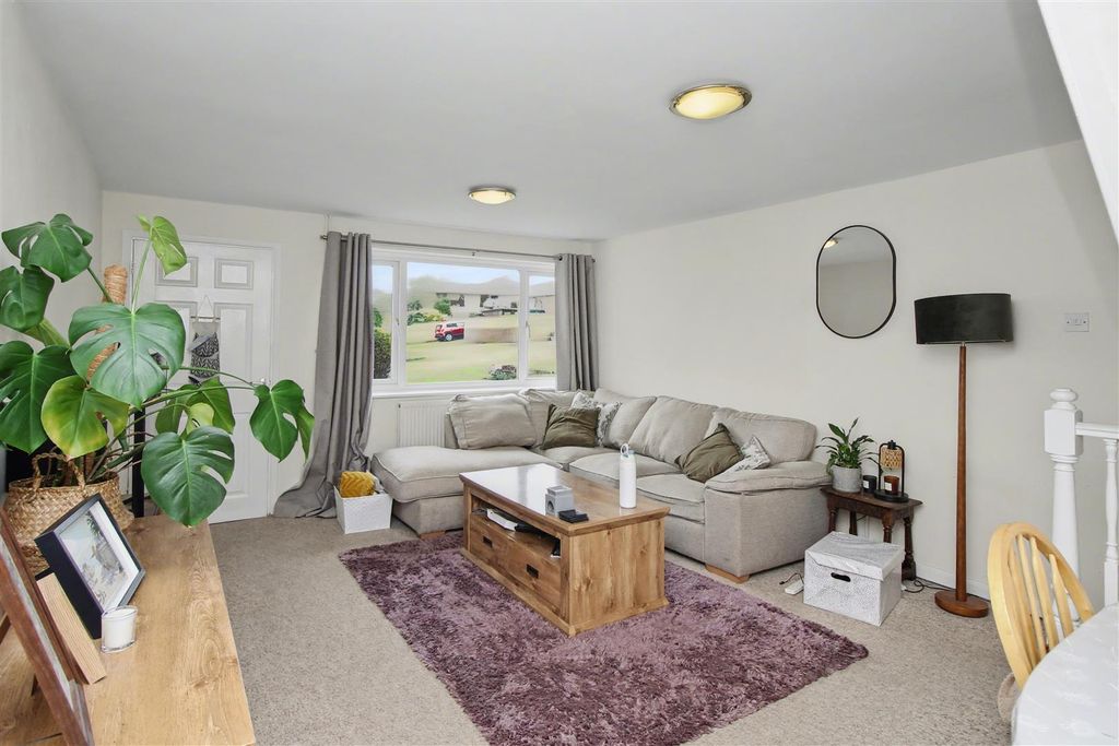 Property photo 2 of 17 Img_5481.Jpg