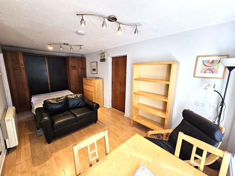 Property photo 3 of 11 Photo 7
