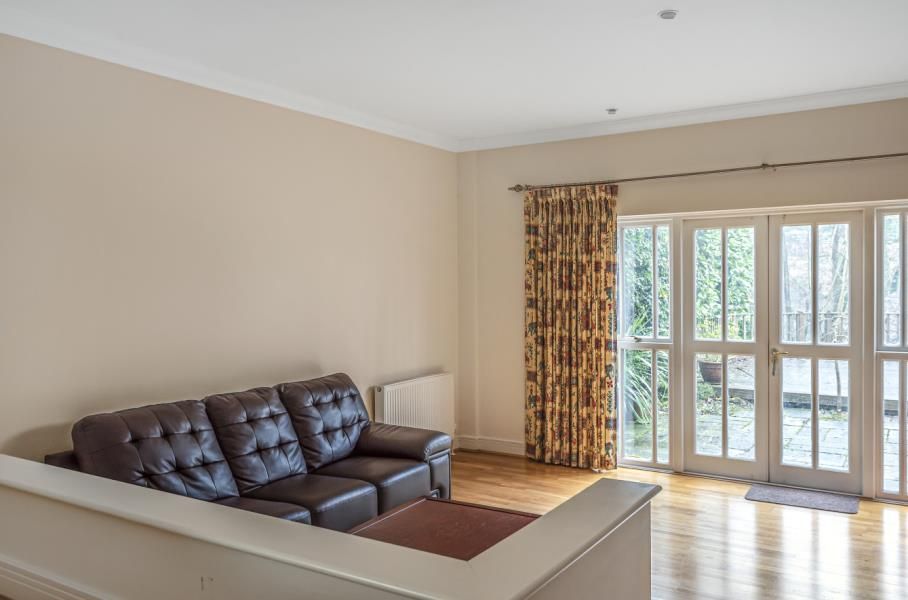 Property photo 3 of 7