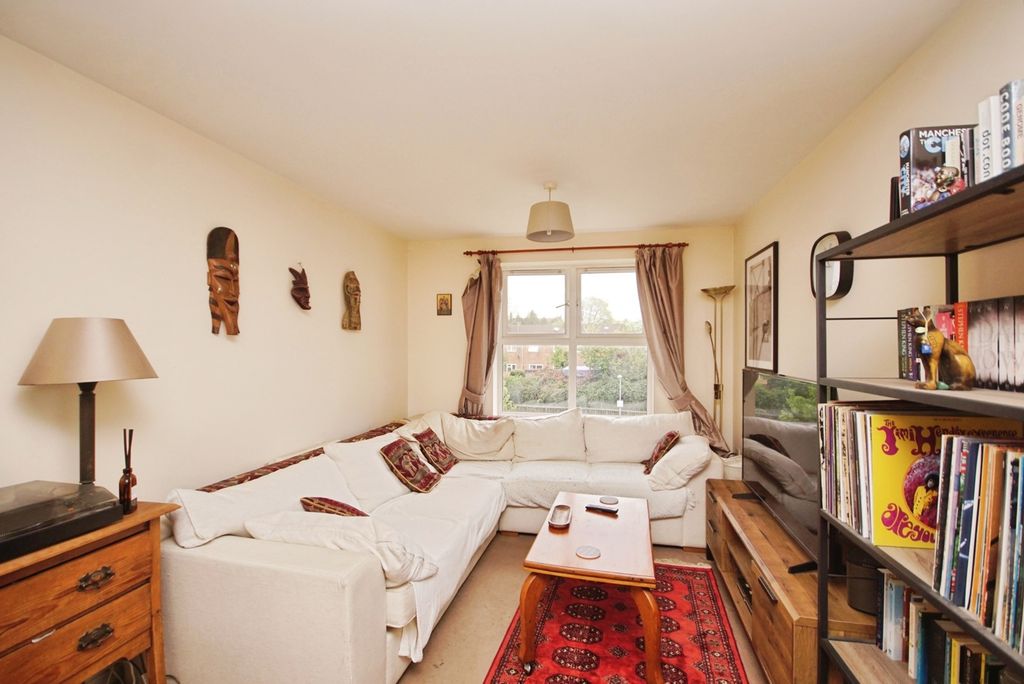 Property photo 3 of 13 Photo