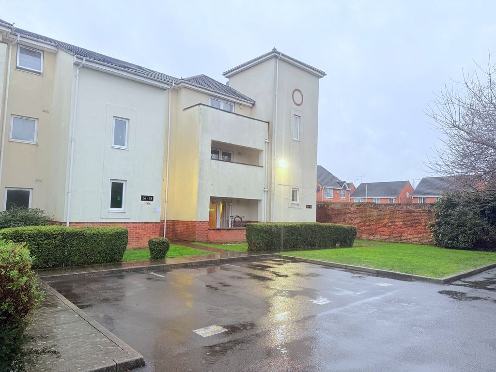 Property photo 1 of 9