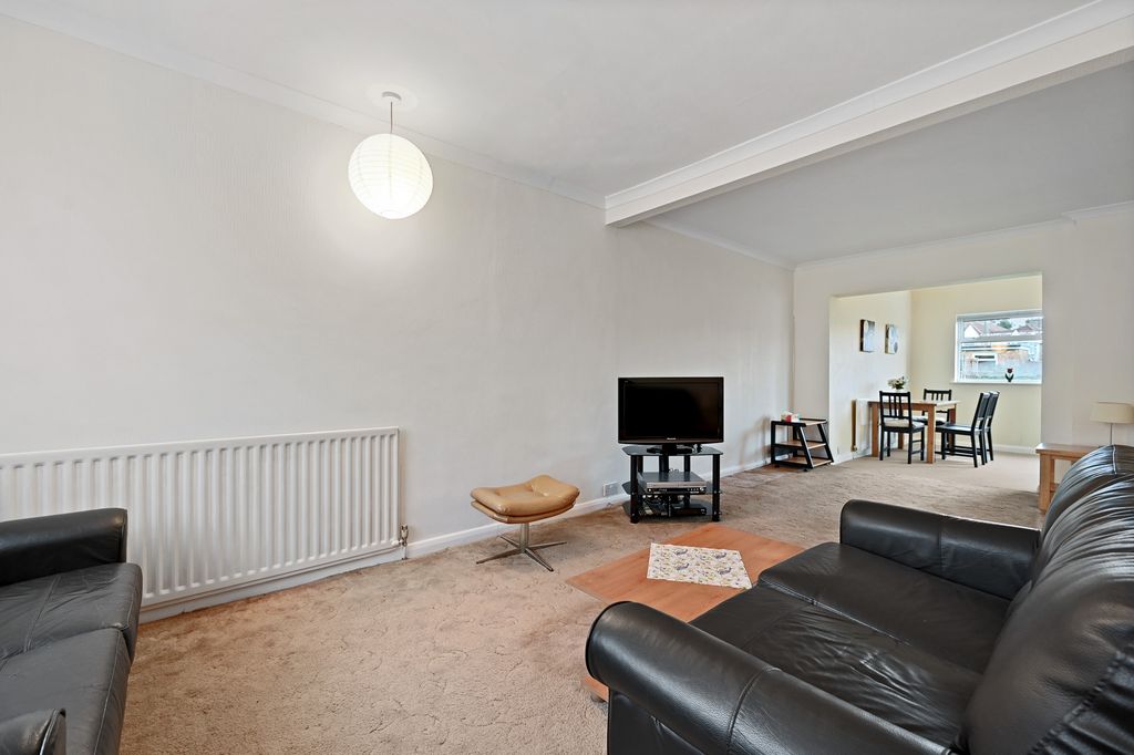 Property photo 3 of 13 11