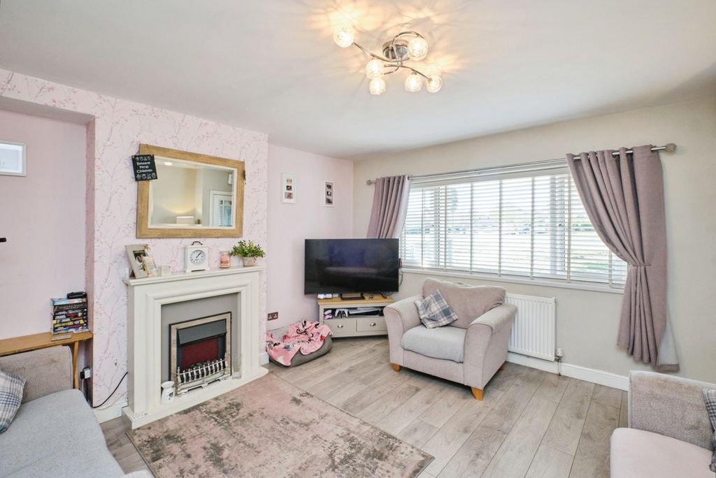 Property photo 2 of 18 Pbox-Img.Jpg