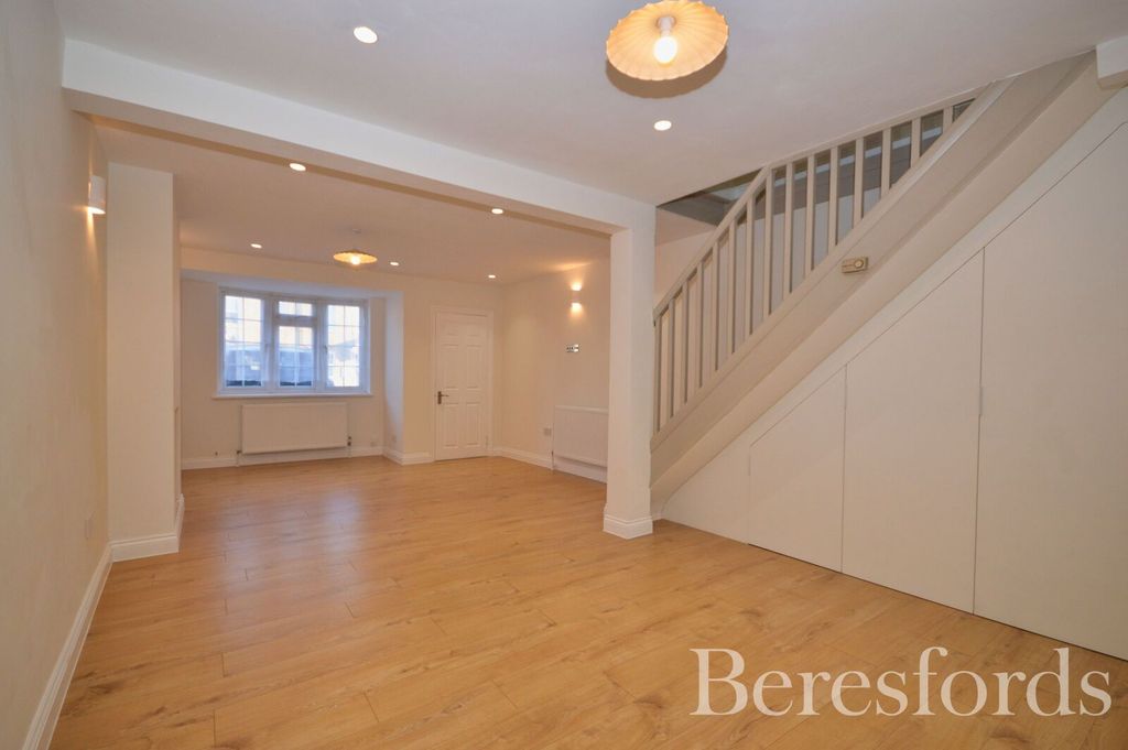 Property photo 2 of 17 Picture No. 03