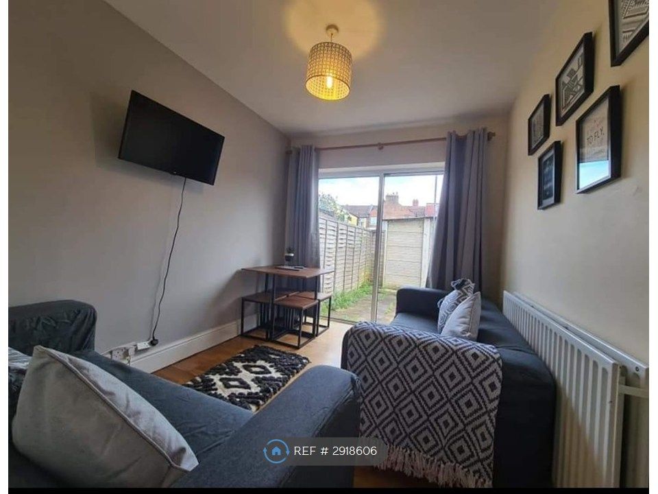 Property photo 2 of 4