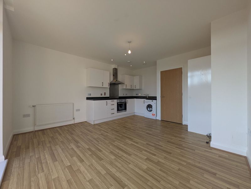 Property photo 2 of 6 Photo 5