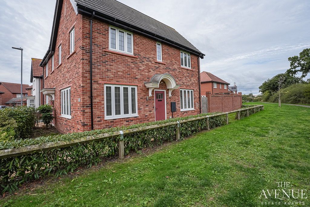 Property photo 1 of 35 5426514