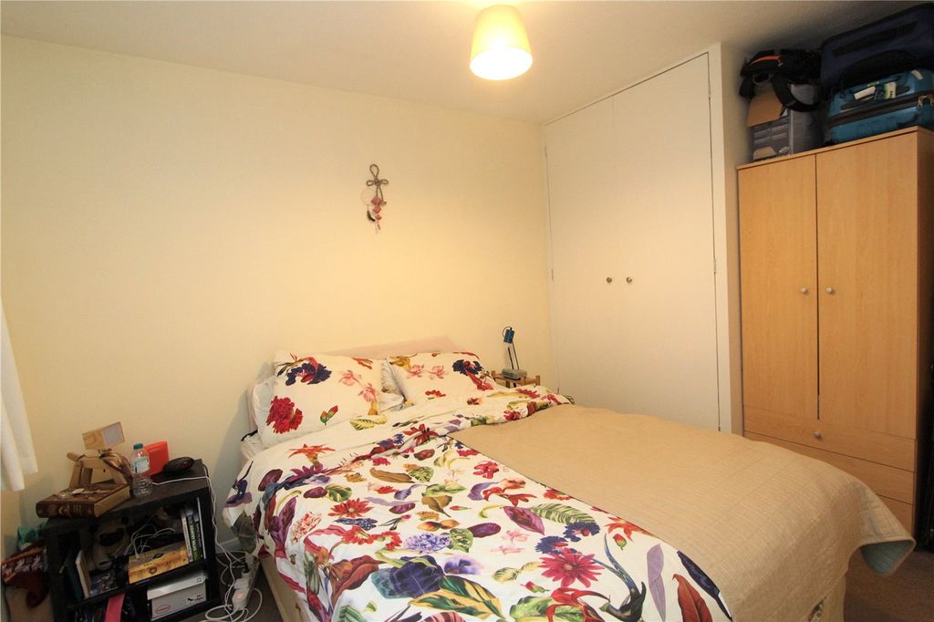 Property photo 3 of 4 Picture No. 05