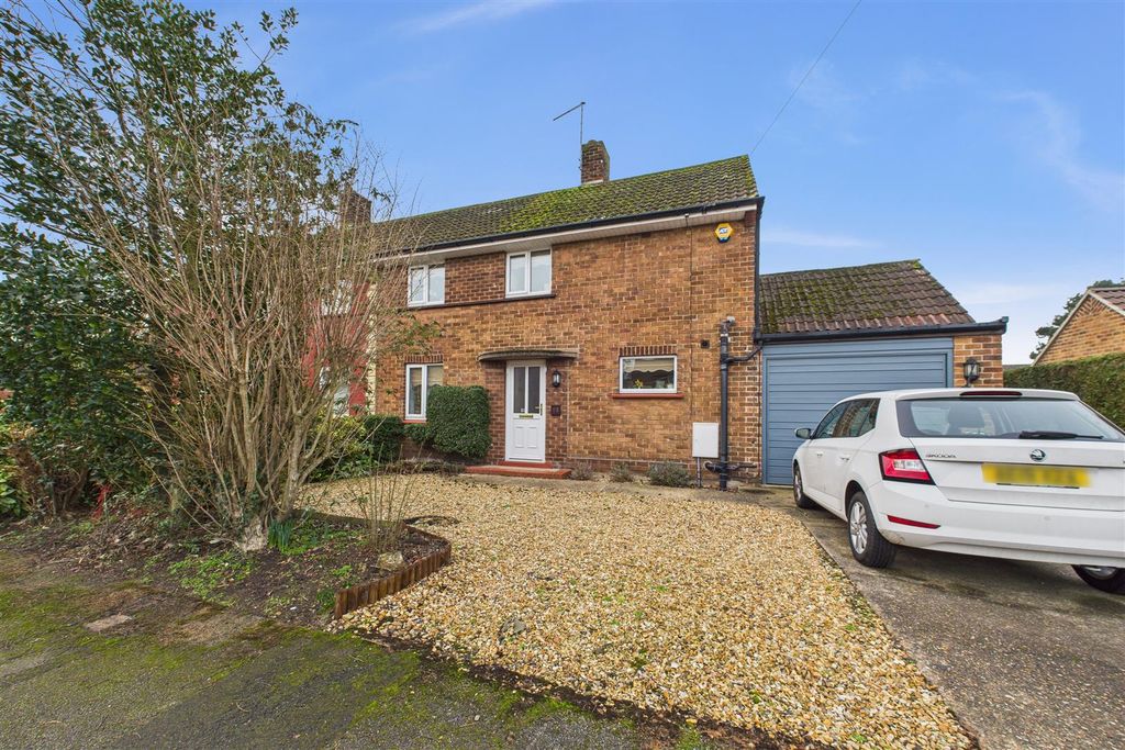 Property photo 1 of 14 Cam04235G0-Pr0118-Still023.Jpg