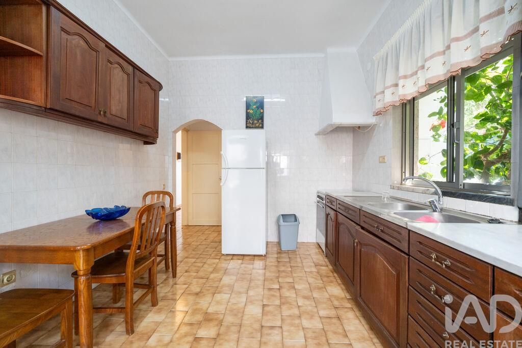Property photo 3 of 30