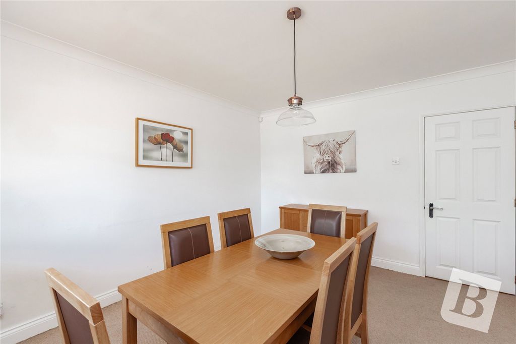 Property photo 3 of 25 Dining Room