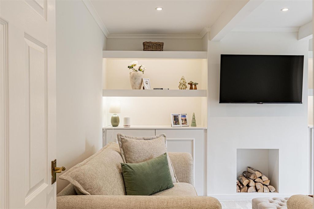 Property photo 3 of 24 L J Imaging-7.Jpg