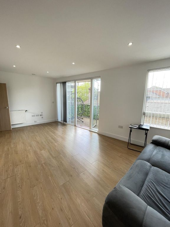 Property photo 3 of 10 Gallery