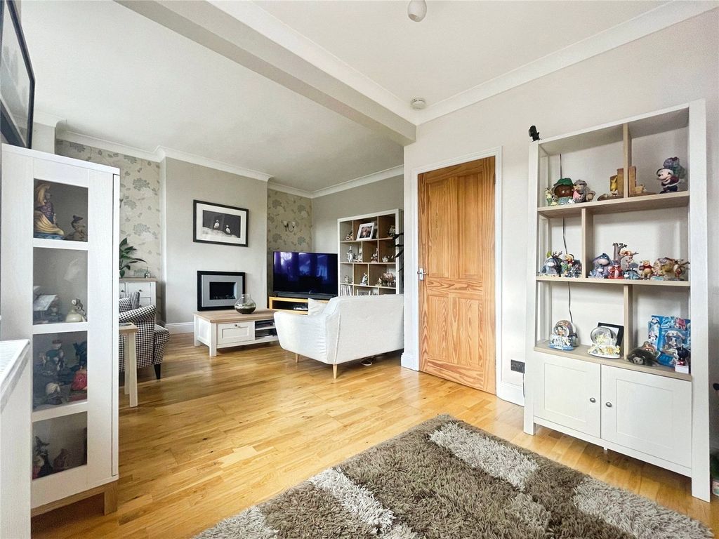 Property photo 3 of 20 Picture No. 03