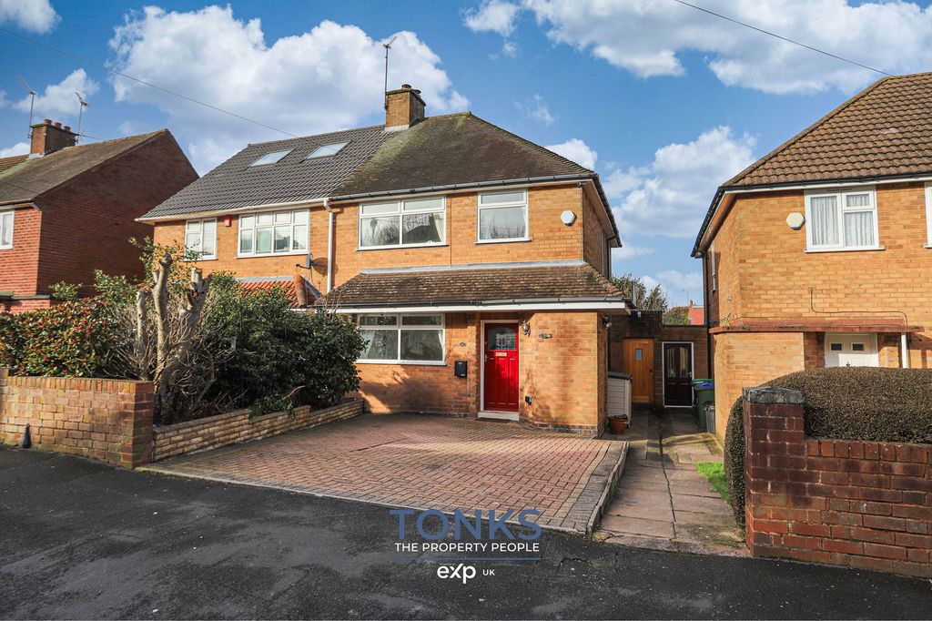 Property photo 1 of 20