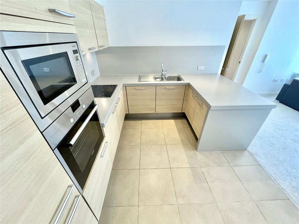 Property photo 3 of 7 Picture 3